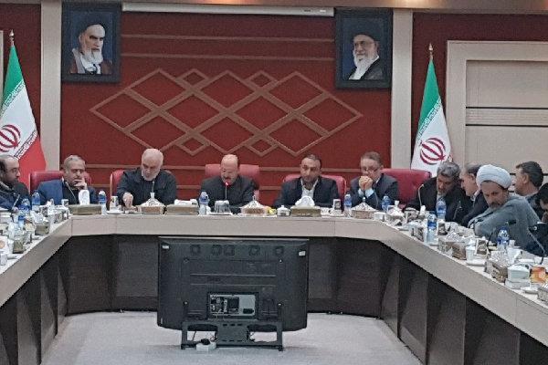 سیاسی کاری در آموزش و پرورش آسیب زاست سیاسی کاری در آموزش و پرورش آسیب زاست